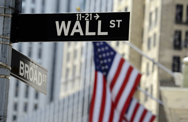 Wall Street and American Flags, depicting the U.S. Stock Market